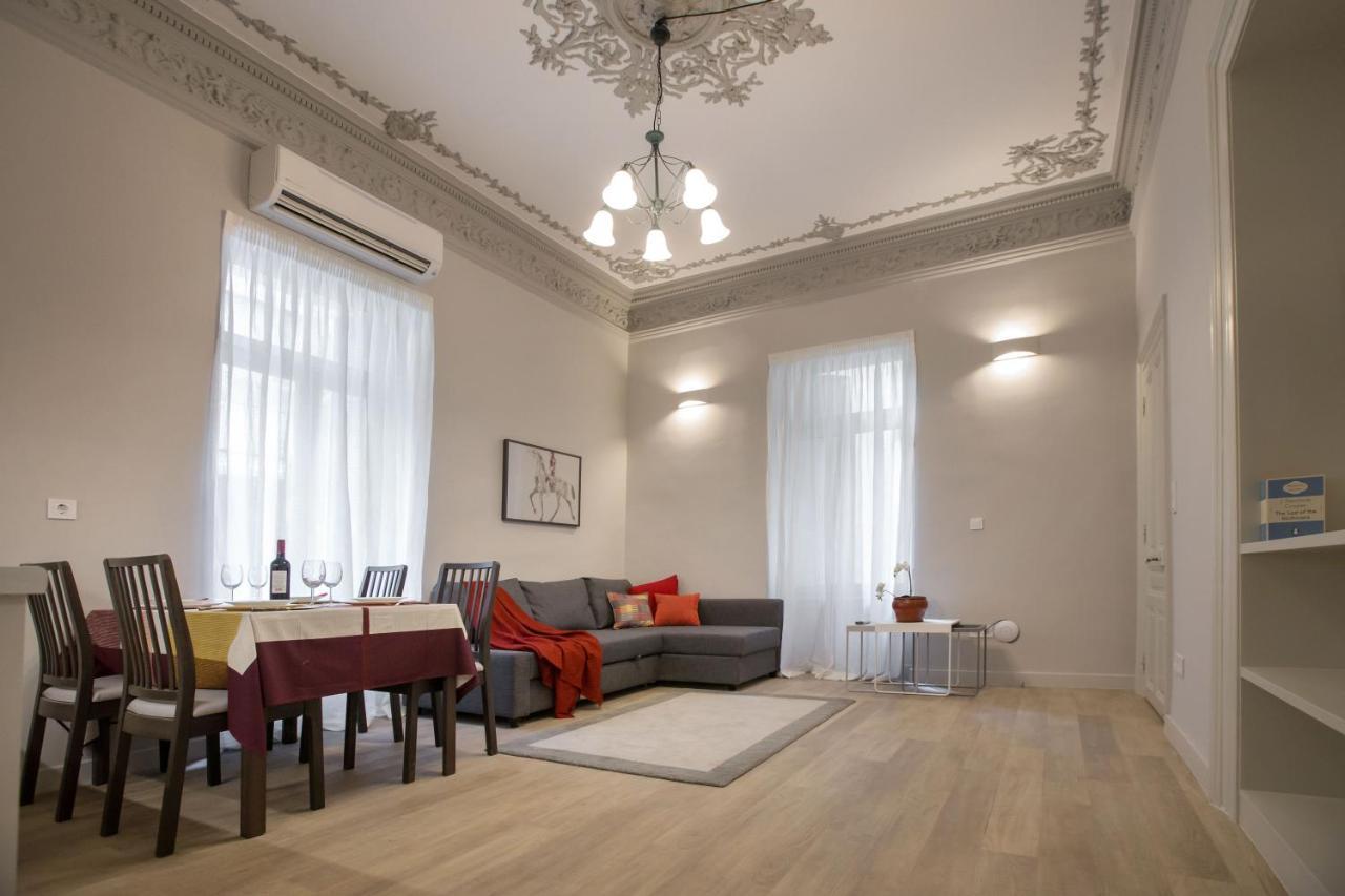 Sophisticated Apartment In Syntagma By Ghh Ateny Zewnętrze zdjęcie