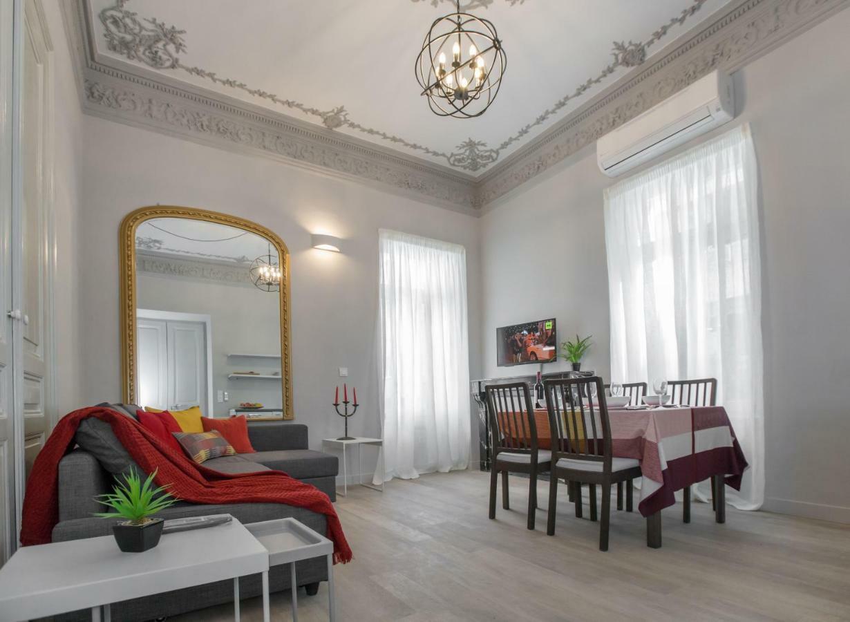 Sophisticated Apartment In Syntagma By Ghh Ateny Zewnętrze zdjęcie